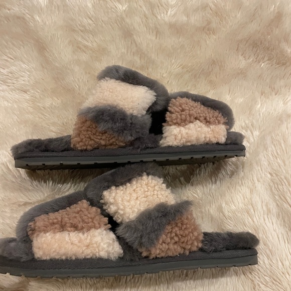 EMU AUSTRALIA FUFFY SLIPPERS - Picture 2 of 14
